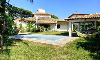 Imagem: Casa à venda, 4 quartos, 1 suíte, 4 vagas