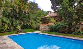 Imagem 2: Casa térrea a venda ou locação, em condomínio fechado, na Granja Viana, em terreno de 4.40