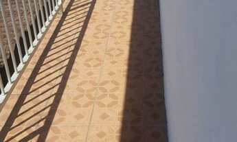 Imagem 5: Divido mini apt com rapaz