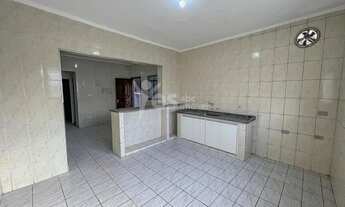 Imagem 7: Cód.: 13719 - Casa com 04 dormitórios e aceita Pet com 02 vagas de garagem. Vila Linda, Sa