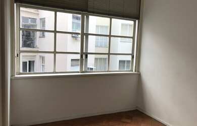 Imagem 6: Próximo ao metrô Cantagalo , Posto 5 !