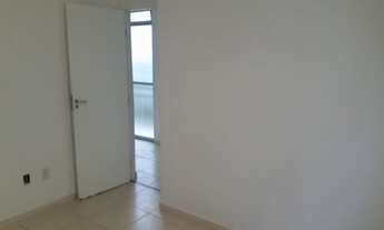 Imagem 4: Alugo apartamento de 2/4 com varanda com água gás encanado condomínio e IPTU incluso