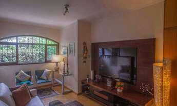 Imagem 6: Casa térrea a venda ou locação, em condomínio fechado, na Granja Viana, em terreno de 4.40