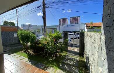 Imagem 3: Casa no Bairro São José Excelente para Clinicas, Escritorios, Cursos, Estacionamento