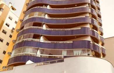 Imagem 4: 03 Dormitórios, 02 Vagas, 225M² piscina privativa, terraço, Centro BC