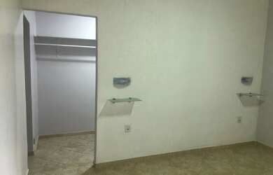 Imagem 4: Serra Azul Q.28 casa c/ 03 qts desocupada , Laje