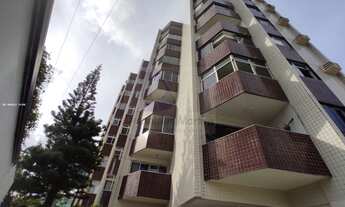 Imagem 2: Apartamento para Venda em Jaboatão dos Guararapes, Candeias, 4 dormitórios, 1 suíte, 2 ban