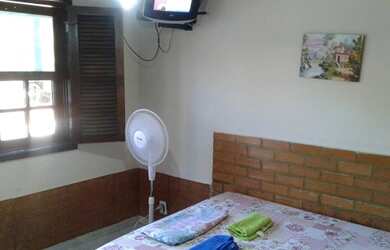 Imagem 4: Aluga-se suítes mobiliadas tipo quitinetes no Centro de Ro das Ostras tudo incluso