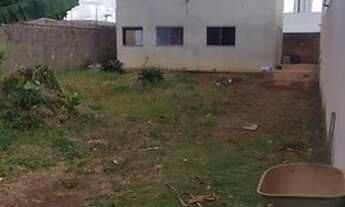 Imagem 2: Lote de 360 m2, murado, com casa , no Anapolis City