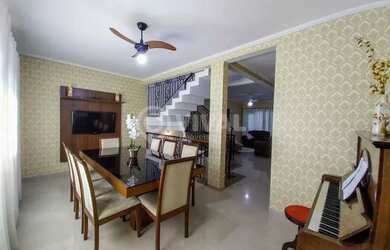 Imagem 2: Casa de rua - / Residencial / Jardim Coronel Peroba