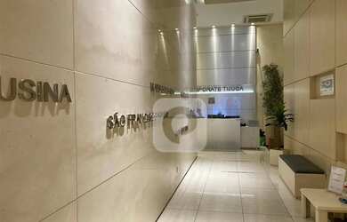 Imagem: Sala comercial junto ao Shopping Tijuca