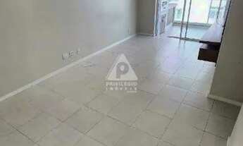 Imagem 13: # **Excelente 2 Quartos + Quarto Reversível | Varanda Gourmet