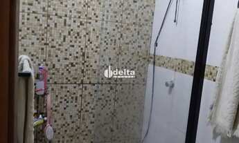 Imagem 6: Casa residencial disponível com 2 suítes disponível para venda no bairro Granada em Uberlâ