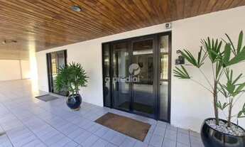 Imagem 2: Viva o melhor da Aldeota em um apartamento amplo, confortável e exclusivo!