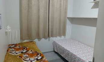 Imagem: Alugo quarto duplo p moças 800! Tudo incluso