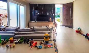 Imagem 7: Casa de Alto Padrão com Vista para o Lago com 3 quartos sendo 3 suítes Condomínio Damha