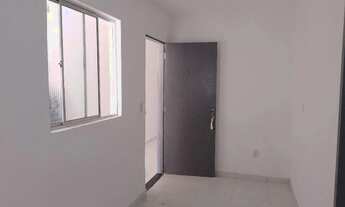 Imagem 4: Kitnet para alugar, 27 m² por R$ 500,00/mês - Lagoa Redonda - Fortaleza/CE