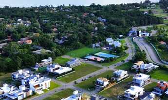 Imagem 4: Condomínio Rosa Internacional, localizado na Praia do Rosa, ao lado da SURF LAND