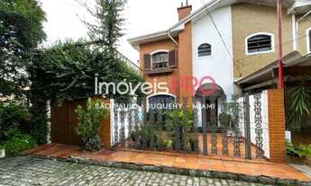 Imagem: Casa de vila para reforma em terreno de