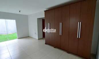 Imagem 13: Casa residencial com 3 quartos sendo 1 suíte, disponível para locação no bairro Tubalina e