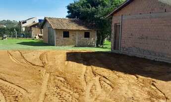 Imagem 5: Velleda oferece Belo terreno em condomínio fechado com espaço gourmet e garagem em Águas C