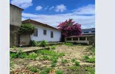 Imagem 7: 2 imóveis -Terreno com aproximadamente 720m2 e área construída com aproximadamente 500 M2