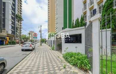 Imagem 3: APARTAMENTO NO BATEL, 1 POR ANDAR