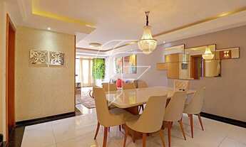 Imagem: Triplex para venda com 370 metros quadrados