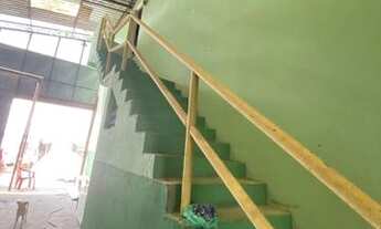 Imagem 5: Galpão com Porto na Bernardo Sayão