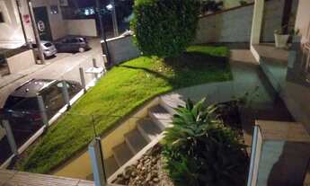 Imagem 3: Casa de 04 Dormitórios, Suíte, Área com Churrasqueira & Piscina em Areias