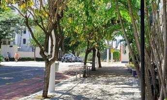 Imagem 2: VENDO BELÍSSIMO APARTAMENTO COM 266m2 - 3 SUÍTES - 4 VAGAS DE GARAGEM