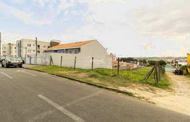 Imagem 3: TERRENO DE RUA EM PINHAIS-PR COM 1.500M², AMPLO, CERCADO E LIMPO, PARA CONSTRUÇÃO OU INVES