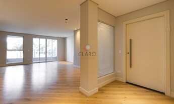 Imagem 7: APARTAMENTO com 3 dormitórios à venda com 241.25m² por R$ 1.390.000,00 no bairro Juvevê