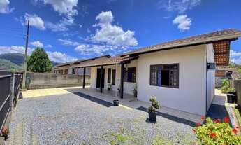 Imagem 2: Casa a venda no bairro Itoupava Central