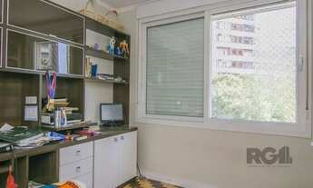 Imagem 13: Apartamento 145m² - 3 dormitórios sendo 1 suíte e 2 vagas no Centro Histórico/Porto Alegre