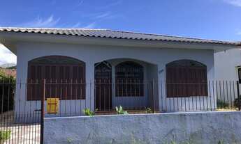 Imagem 3: Casa para Locação em Imbituba, Centro, 4 dormitórios, 1 suíte, 2 banheiros, 1 vaga