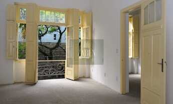 Imagem 2: Casa comercial em frente Hospital Moinhos de Vento