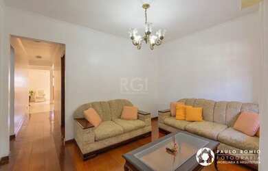Imagem 2: PORTO ALEGRE - Casa Padrão - Jardim Floresta