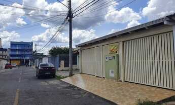 Imagem 3: Alex Gama Vende: Casa na Quadra 08 Setor Central, Aceito Financiamento e Fgts, Próx Comérc