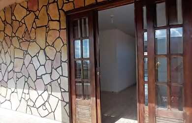 Imagem 2: Casa por trás das lojas americanas do feitosa