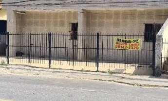 Imagem: Casa terrea na avenida carlos de lima cavalcante