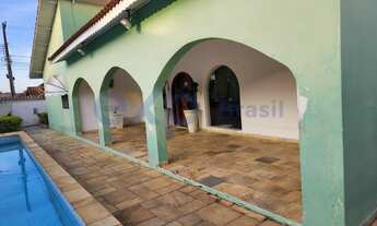 Imagem 5: Casa térrea em 2 lotes, área total 720 m² a 500 metros da praia