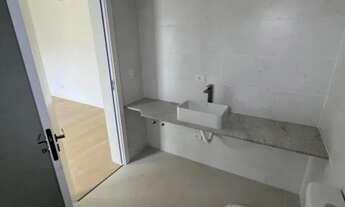 Imagem 15: Sobrado para Venda em Curitiba, Santa Cândida, 3 dormitórios, 3 suítes, 4 banheiros, 3 vag