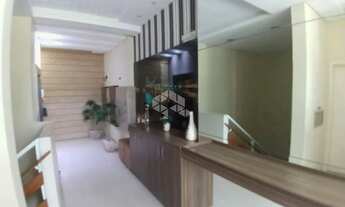 Imagem 2: Apartamento mobiliado e decorado à venda com 3 Dormitórios no bairro Balneário do Estreito