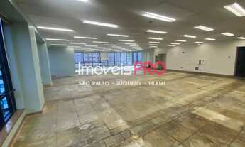 Imagem 6: Conjunto Comercial na Cerqueira César