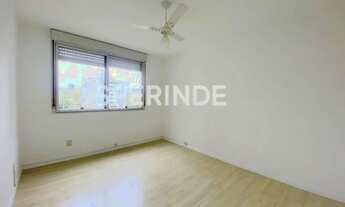 Imagem 3: Ótimo apartamento de 02 dormitórios, área de serviço com banheiro auxiliar e 01 vaga de ga