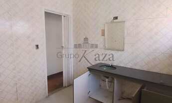 Imagem 5: Oportunidade - Casa Comercial ou Residencial - Jardim Leonidia - Jacareí - 3 Dormitórios