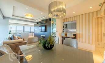 Imagem: Apartamento à venda em Petrópolis com