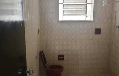 Imagem 7: EXCELENTE CASA PARA FINS COMERCIAS EM VILA VALQUERE