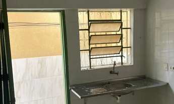 Imagem 2: 1.100 Casa com 2 dormitórios